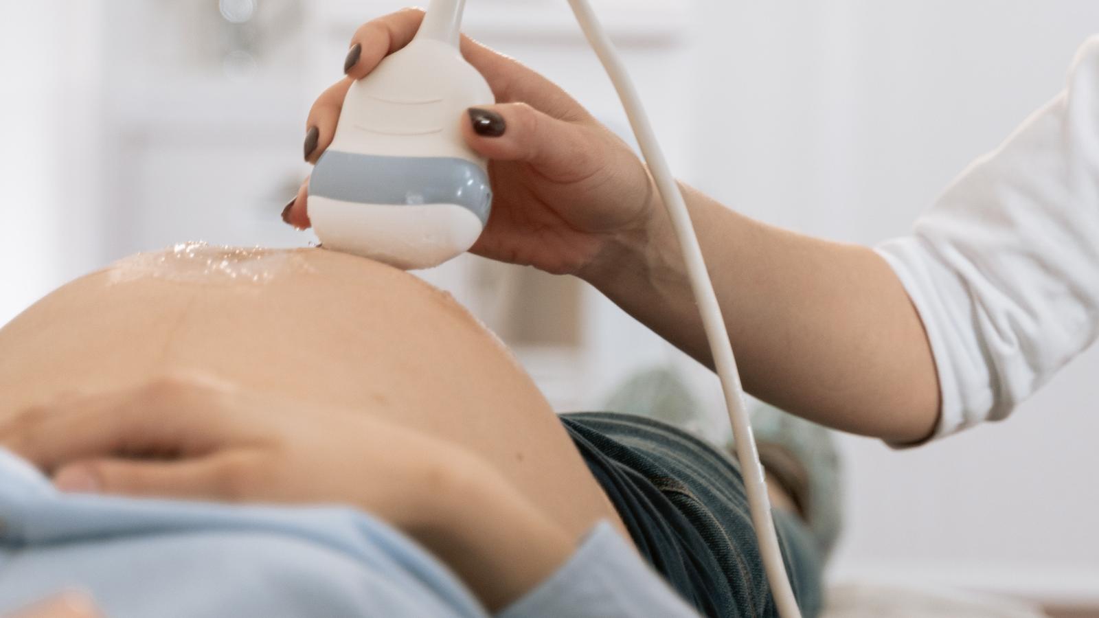 pregnant pregnancy scan